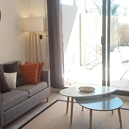 Studio La Rochelle, 1 Piece, 2 Personnes - Fr-1-551-67 La Rochelle (Charente-Maritime)