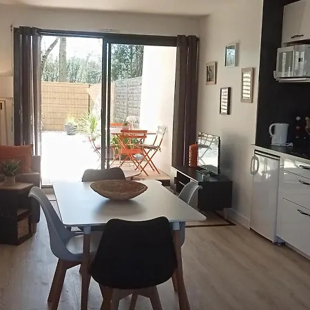 Apartment Studio La Rochelle, 1 Piece, 2 Personnes - Fr-1-551-67 La Rochelle (Charente-Maritime)